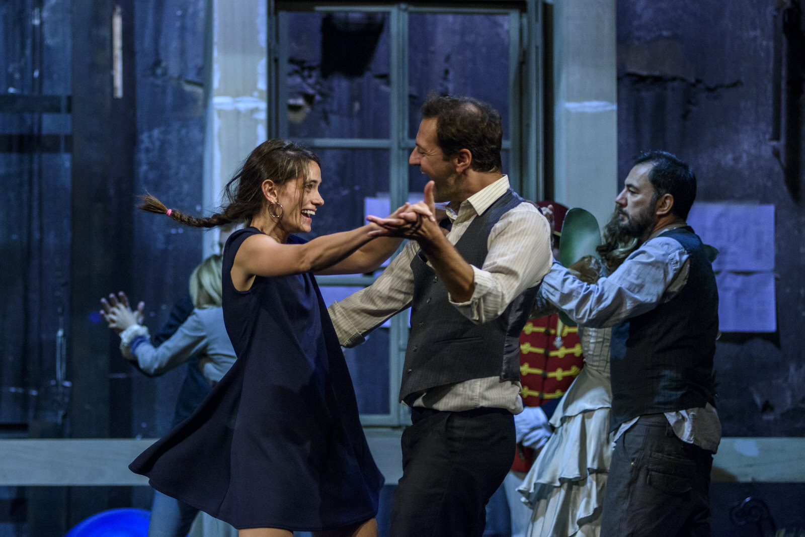 «Βυσσινόκηπος» είναι και η Ελλάδα-2