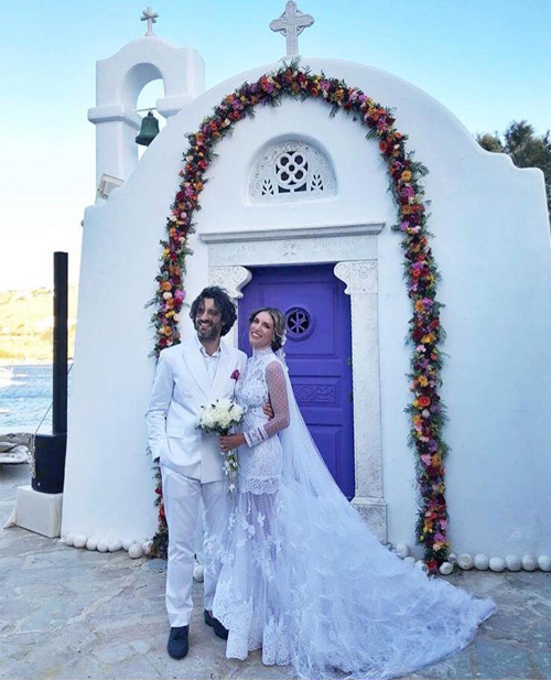 Αθηνά Οικονομάκου και Μαρία Μενούνος ”ψήφισαν” Σήλια Κριθαριώτη-4