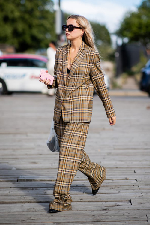 Το καρό σακάκι δεν πάει πουθενά! 7 super ιδέες για να το φορέσεις τώρα!-1