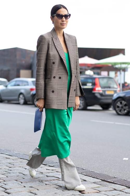 Το καρό σακάκι δεν πάει πουθενά! 7 super ιδέες για να το φορέσεις τώρα!-4