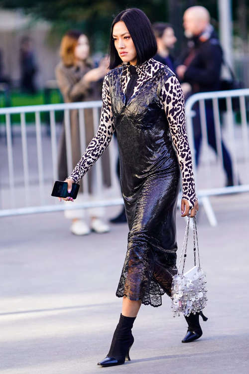 6 fresh τρόποι να φορέσεις το νεγκλιζέ φόρεμά σου αυτό το Φθινόπωρο-3