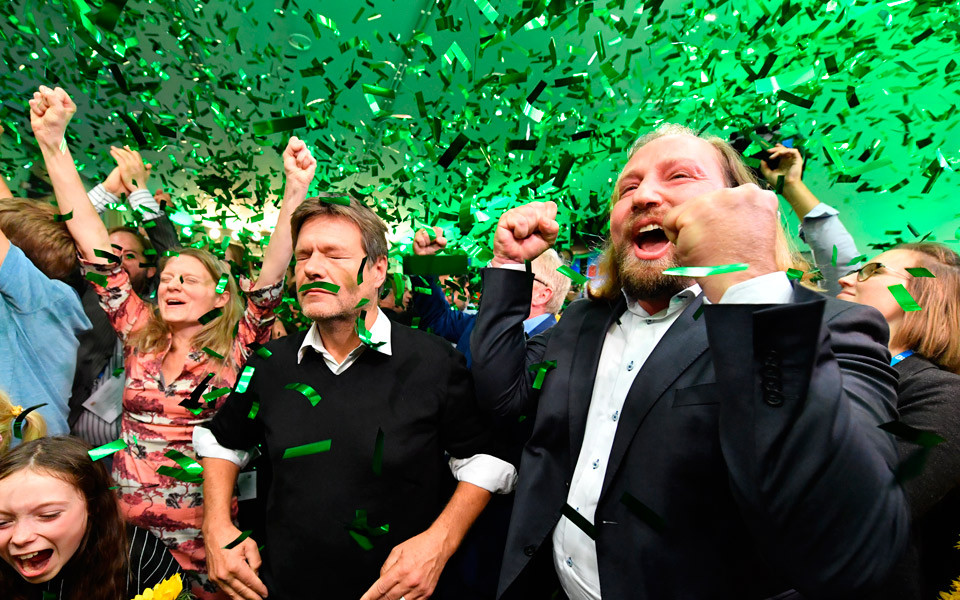 Γερμανικός Τύπος: Η ήττα CSU – SPD στη Βαυαρία «μπορεί να σημάνει το τέλος της Μέρκελ»-3