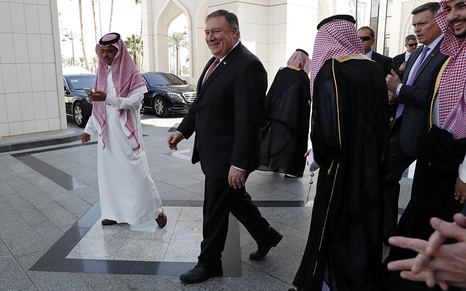 Ερντογάν: Τοξικά υλικά αναζητεί η αστυνομία στο προξενείο της Σαουδικής Αραβίας-5