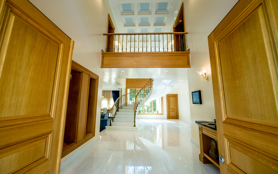 Μία εντυπωσιακή «έξυπνη» κατοικία στην Εκάλη-1