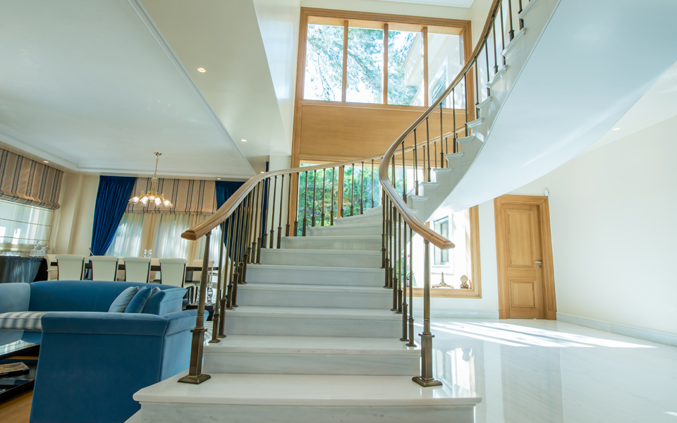 Μία εντυπωσιακή «έξυπνη» κατοικία στην Εκάλη-2