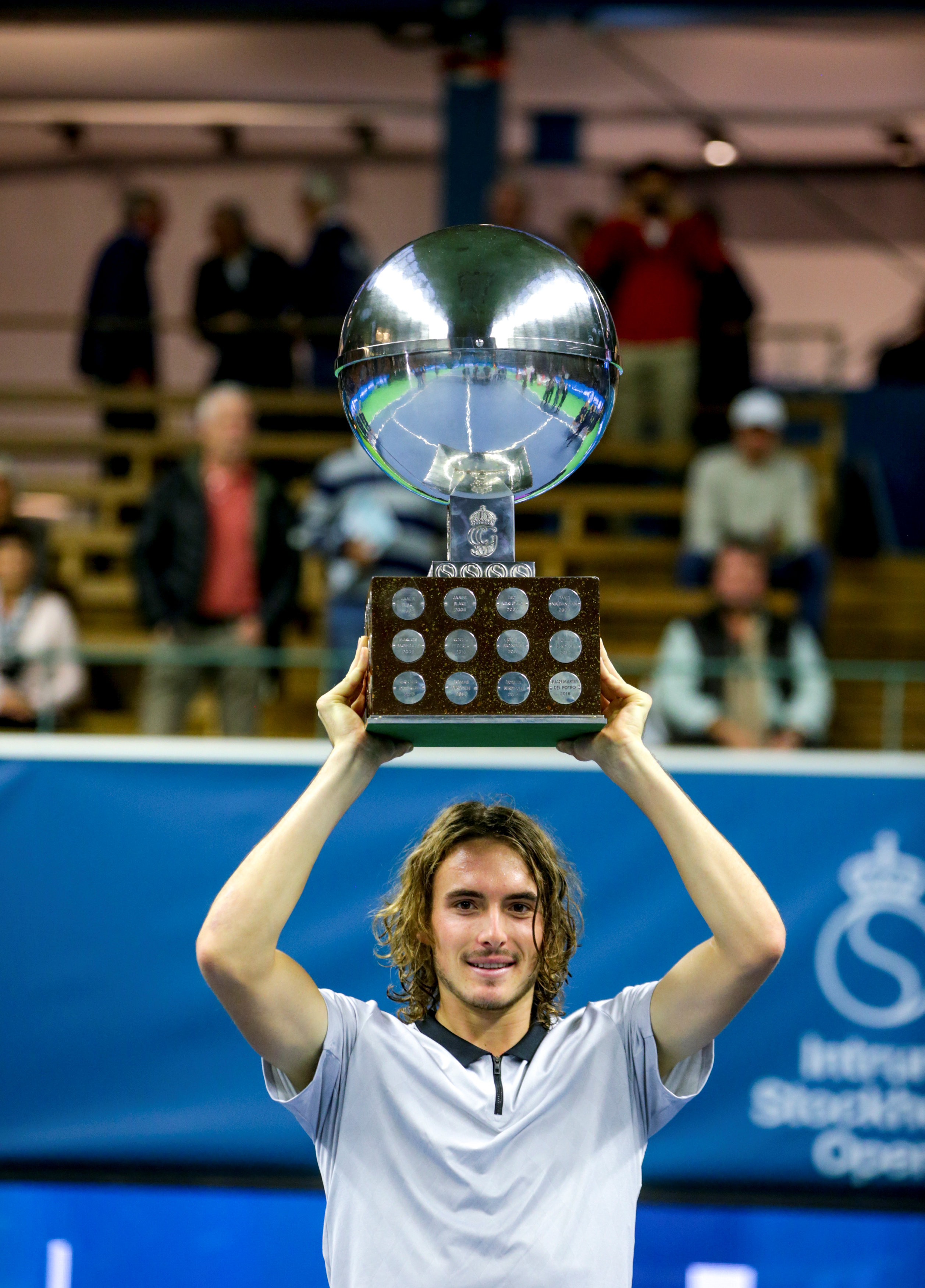 Θρίαμβος Τσιτσιπά στη Στοκχόλμη – Κατέκτησε τον πρώτο του τίτλο (φωτογραφίες – βίντεο)-3