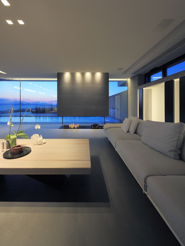 Μία ονειρική κατοικία με θέα τη θάλασσα του Αλίμου-6