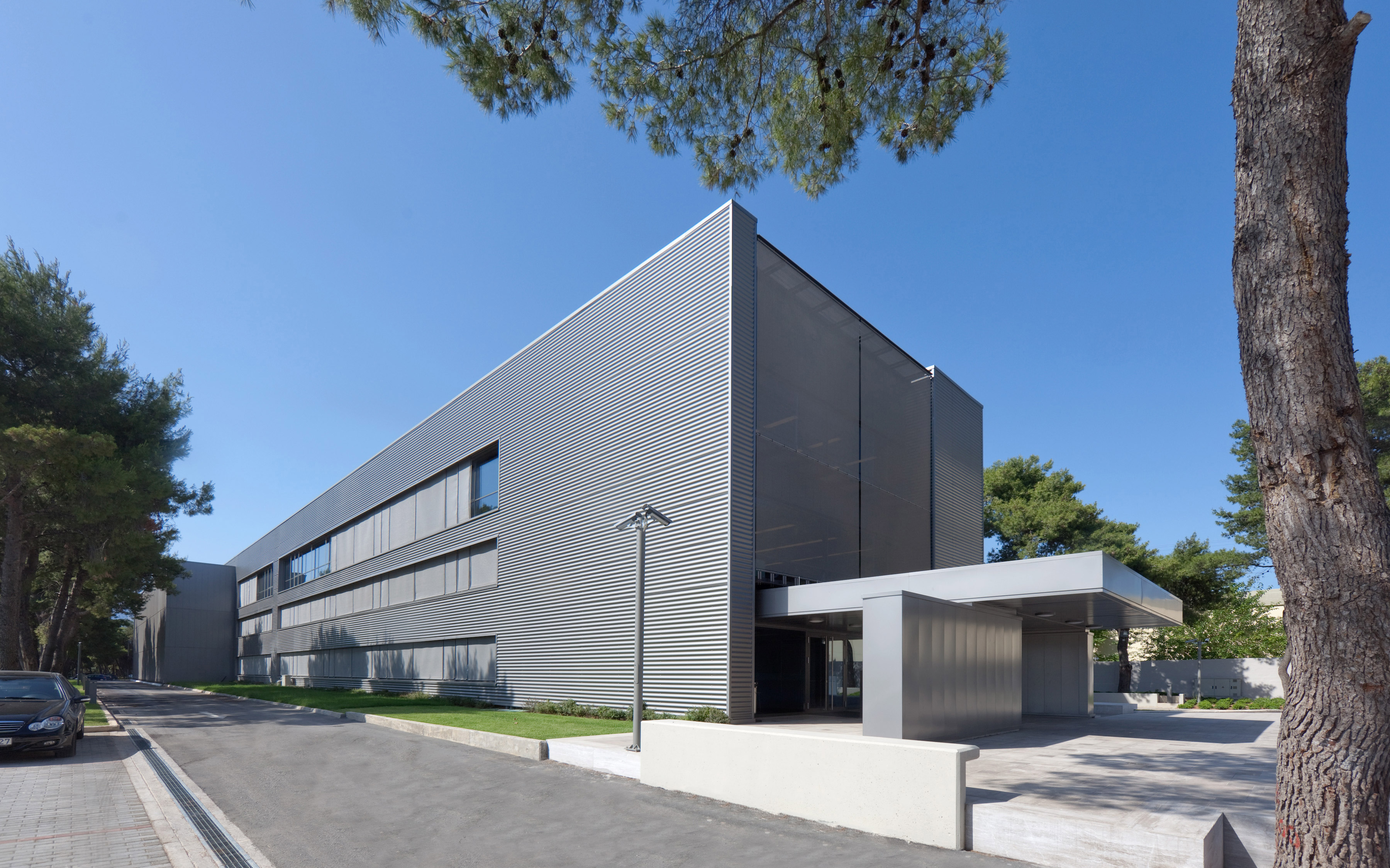 Γραφεία με στιλ και χρηστικότητα-1