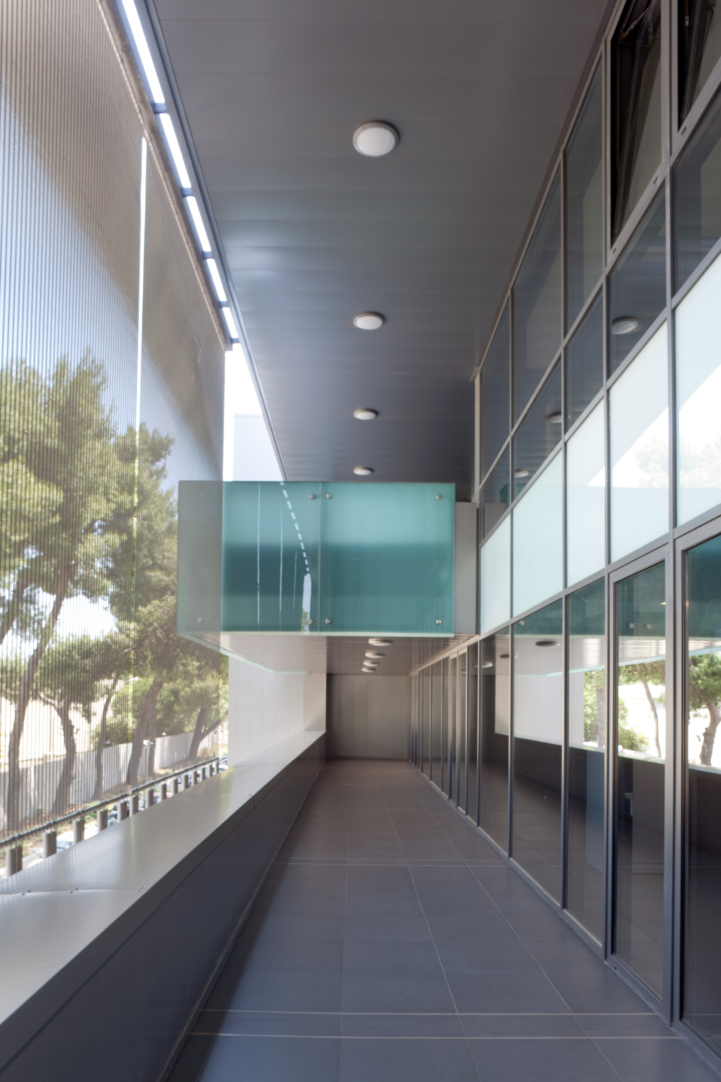 Γραφεία με στιλ και χρηστικότητα-2