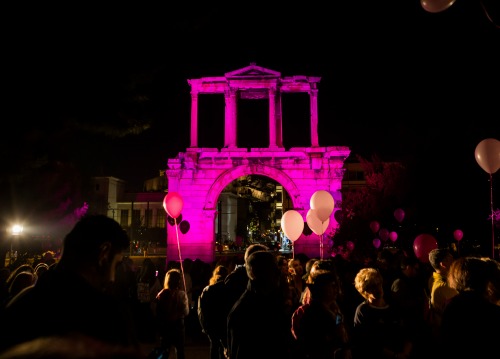 Η Αθήνα στα ροζ!-1