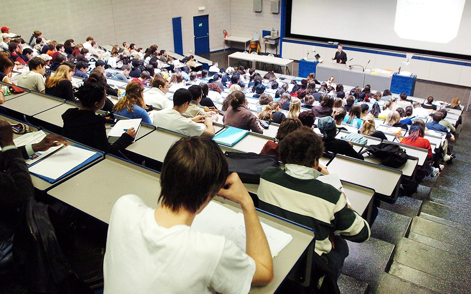 Πτυχιούχοι με έλλειμμα δεξιοτήτων-1