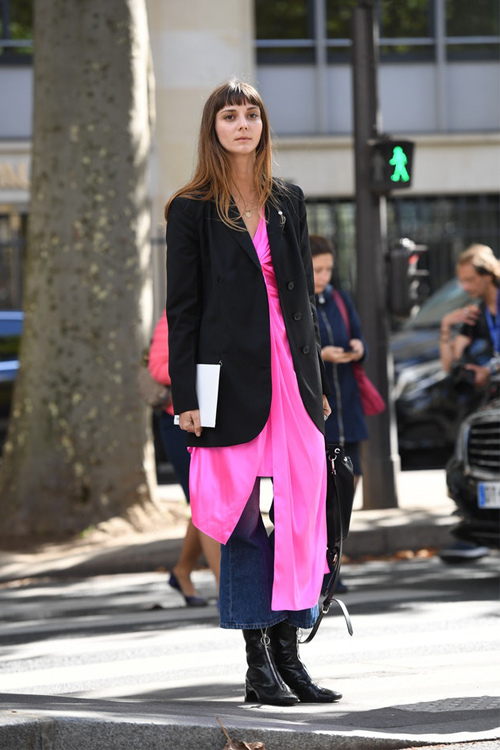 5 ιδέες για να φορέσεις το ροζ χρώμα και να μην νιώθεις εκτός εποχής-4