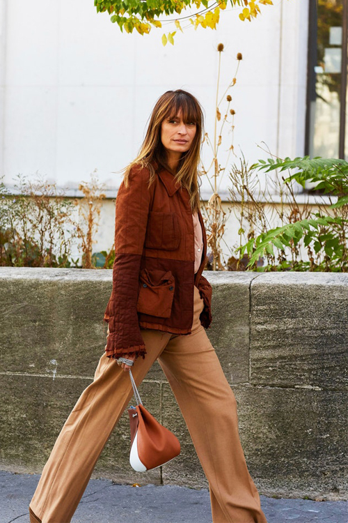 Μονόχρωμα φθινοπωρινά σύνολα και tips για να αποθεώσεις την τάση-2