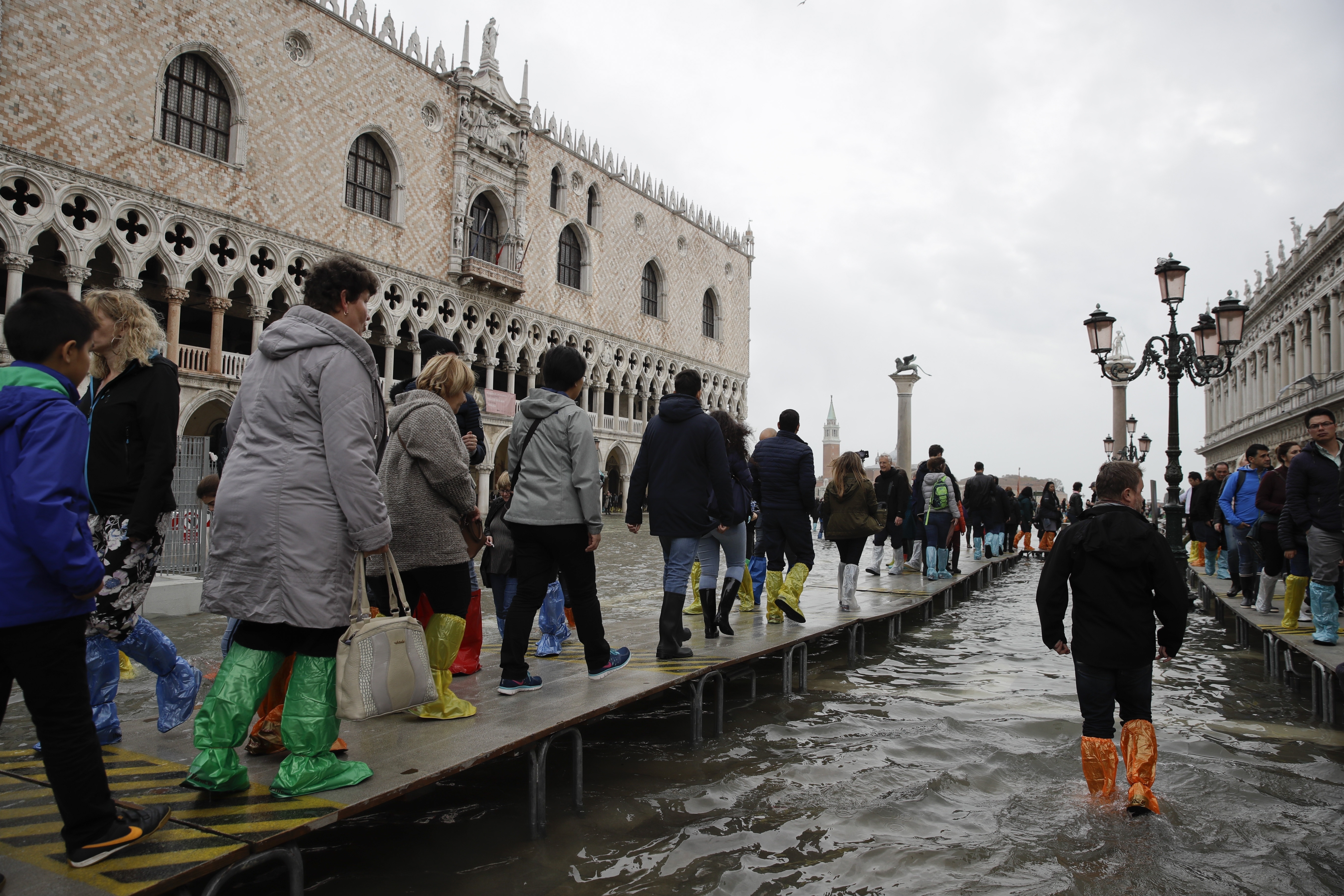 Ιταλία: Στους 17 οι νεκροί από την κακοκαιρία – Τι λένε οι ειδικοί για τις πλημμύρες (φωτογραφίες)-3