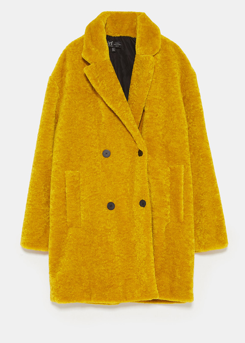 H Kendall Jenner θα σε πείσει να επενδύσεις σε ένα χρωματιστό παλτό!-2