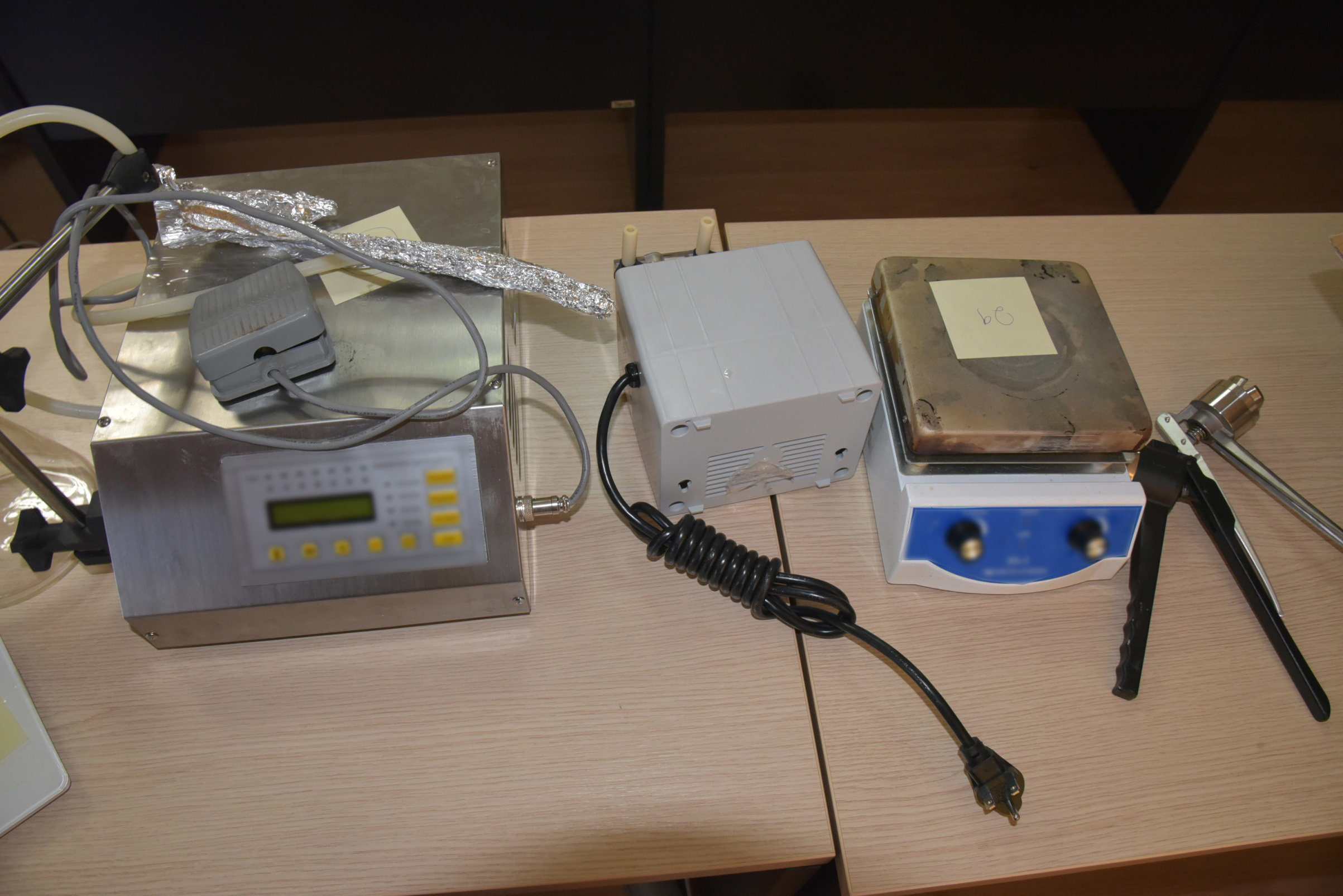 Συνελήφθησαν 11 Έλληνες μέλη διεθνούς κυκλώματος παραγωγής και διακίνησης αναβολικών (φωτογραφίες)-2