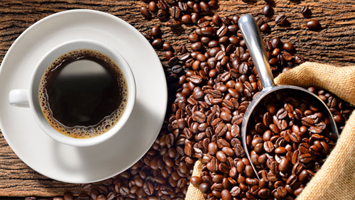 10 τροφές που σε κάνουν να δείχνεις 10 χρόνια νεότερη-1