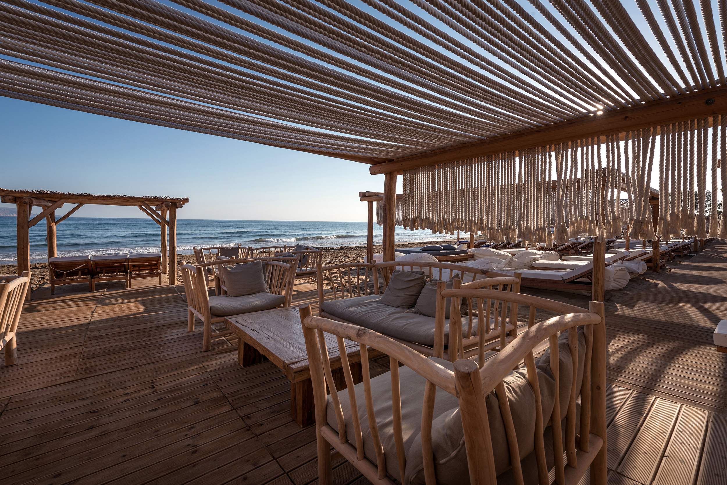 Στη θέα του απέραντου γαλάζιου-1