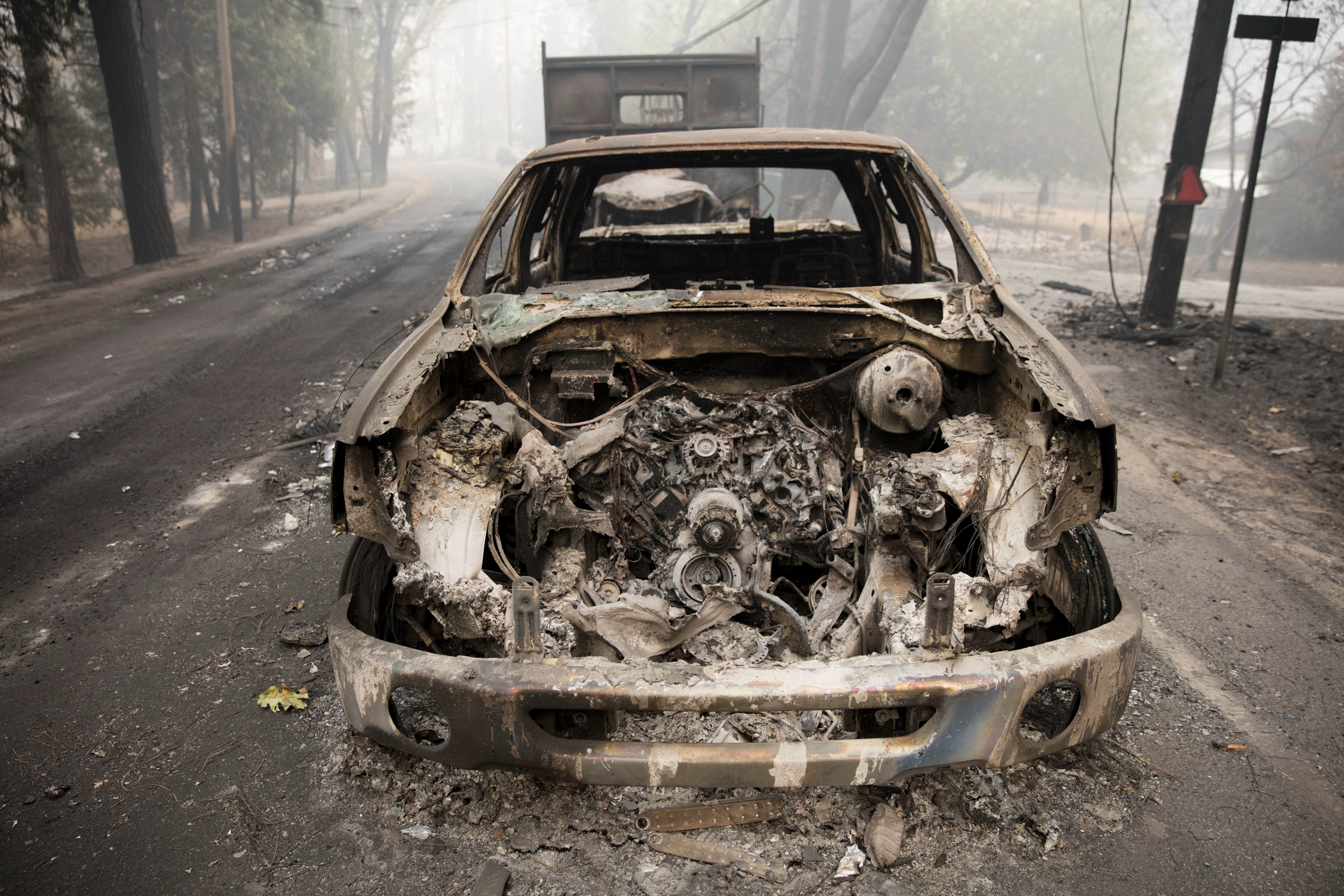 Τουλάχιστον 31 νεκροί από την πύρινη λαίλαπα της Καλιφόρνια-4