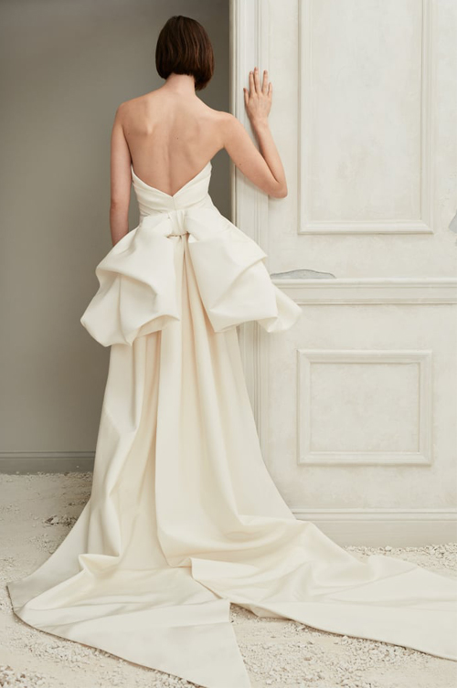 Οι 5 μεγάλες bridal τάσεις του 2019 για μέλλουσες νύφες-11