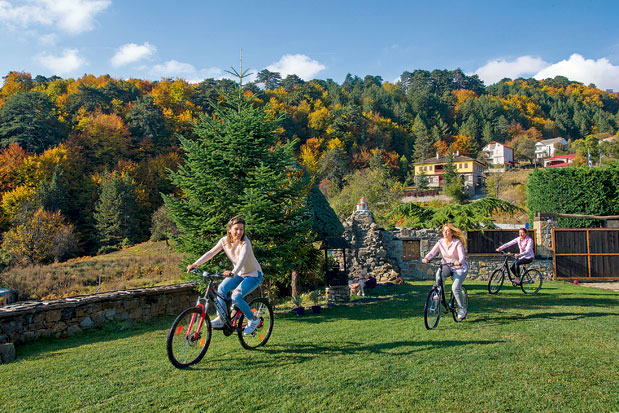 Γρεβενά: Τι κρύβει το δάσος;-2
