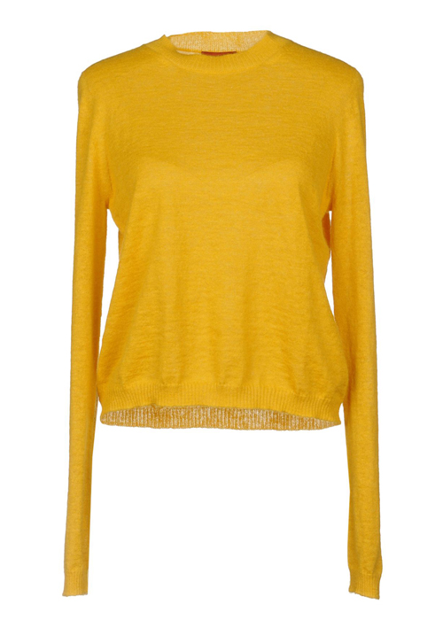 Η Αθηνά Οικονομάκου φόρεσε το ”it” κομμάτι της σεζόν με το φλοράλ φόρεμά της-6