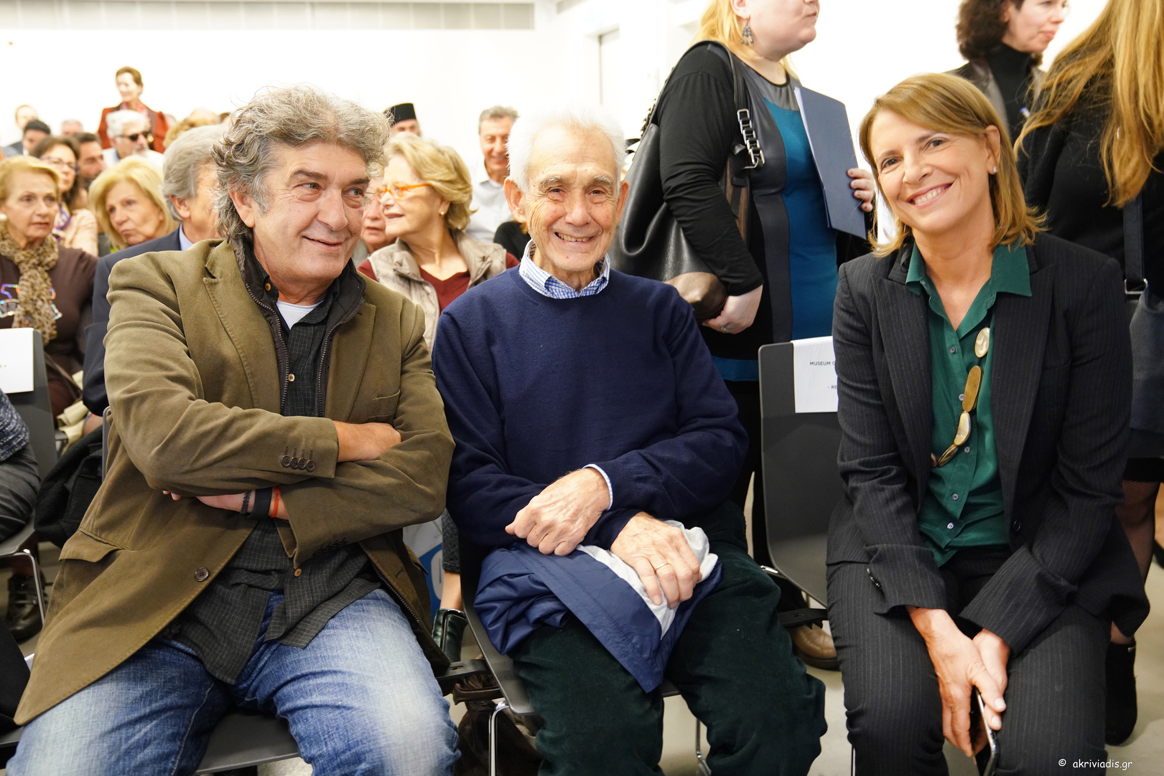 Το μοναδικό Καστρομονάστηρο των Στροφάδων στο Ιόνιο αποκτά φωνή μέσα από μια έκδοση-3