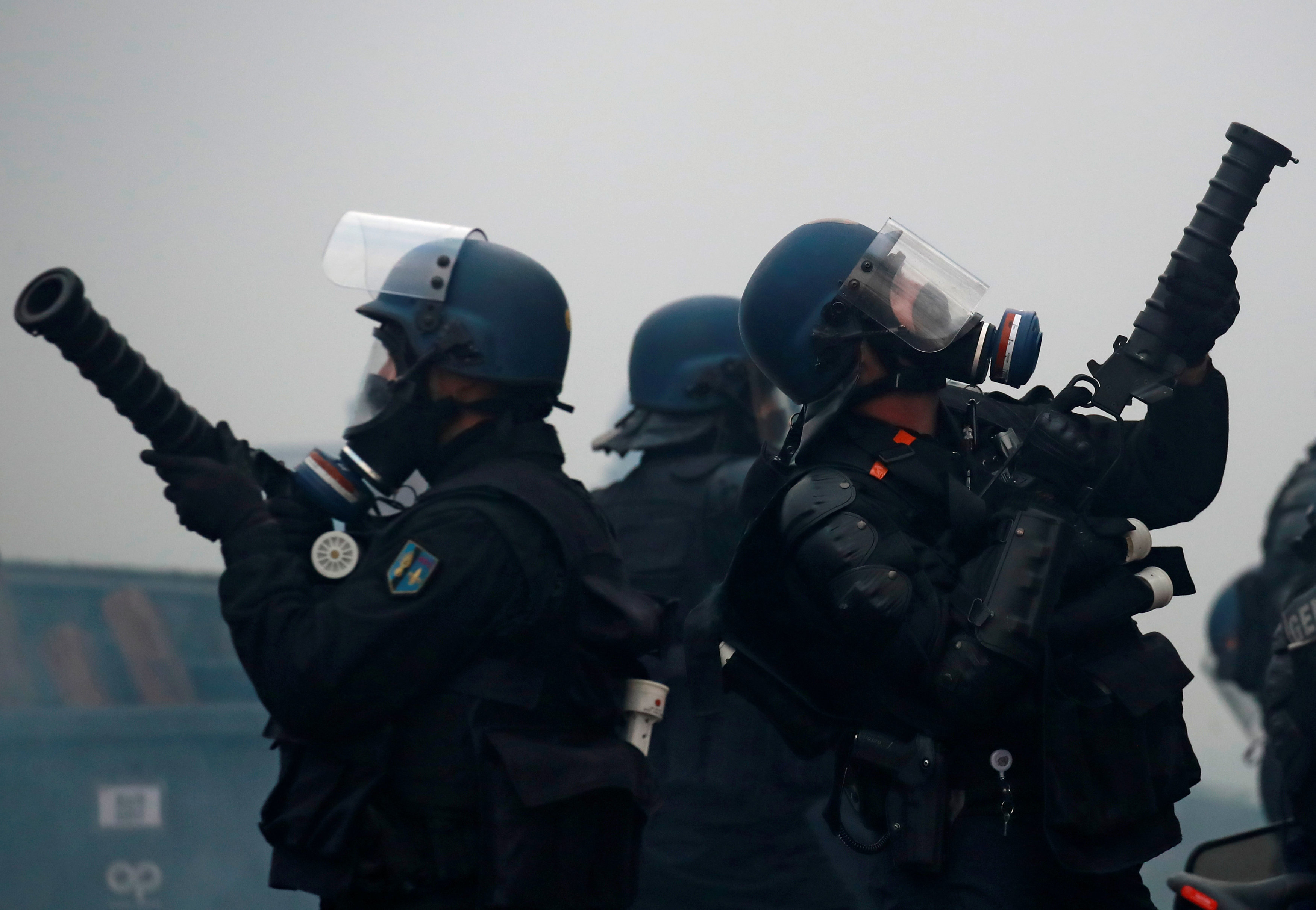 Επεισόδια στις κινητοποιήσεις των «κίτρινων γιλέκων» στο Παρίσι-5