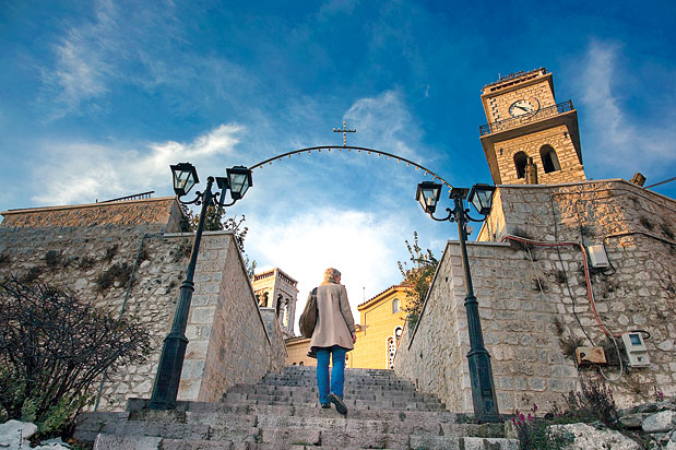 Αράχωβα | Βοιωτία: Ρουστίκ πολυτέλεια-1