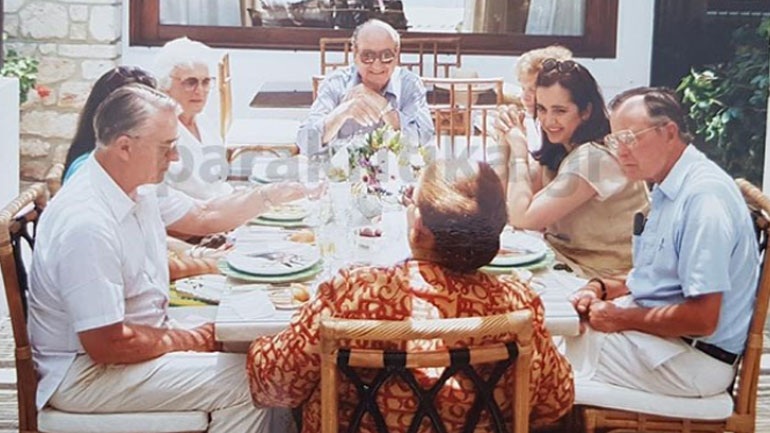 Η επίσκεψη Μπους σε Αθήνα και Κρήτη, η ομιλία του στη Βουλή και η στενή του σχέση με τον Κωνσταντίνο Μητσοτάκη-3