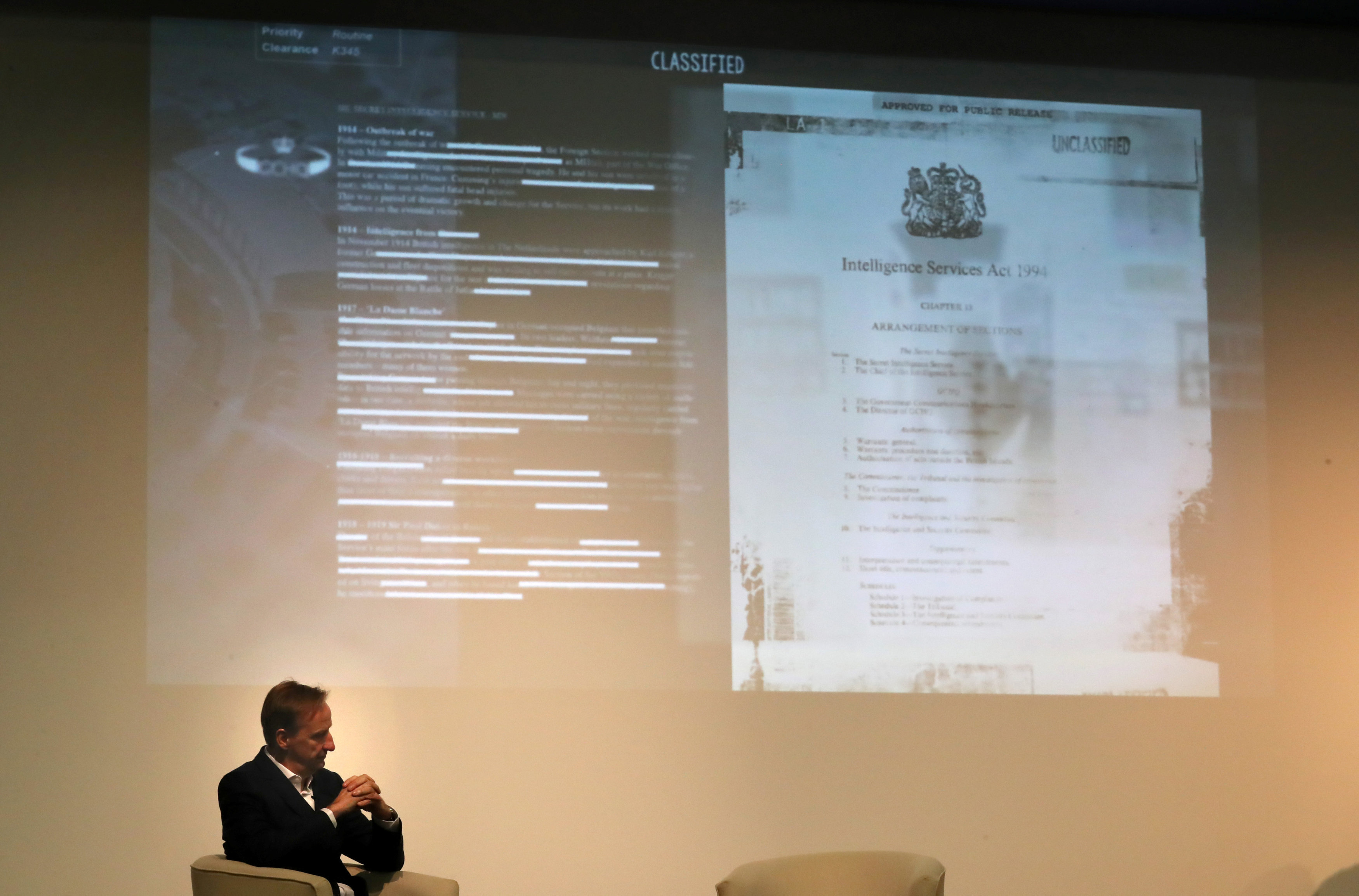 Ο επικεφαλής της MI6 προειδοποιεί τη Ρωσία να μην υποτιμά τη Δύση-3