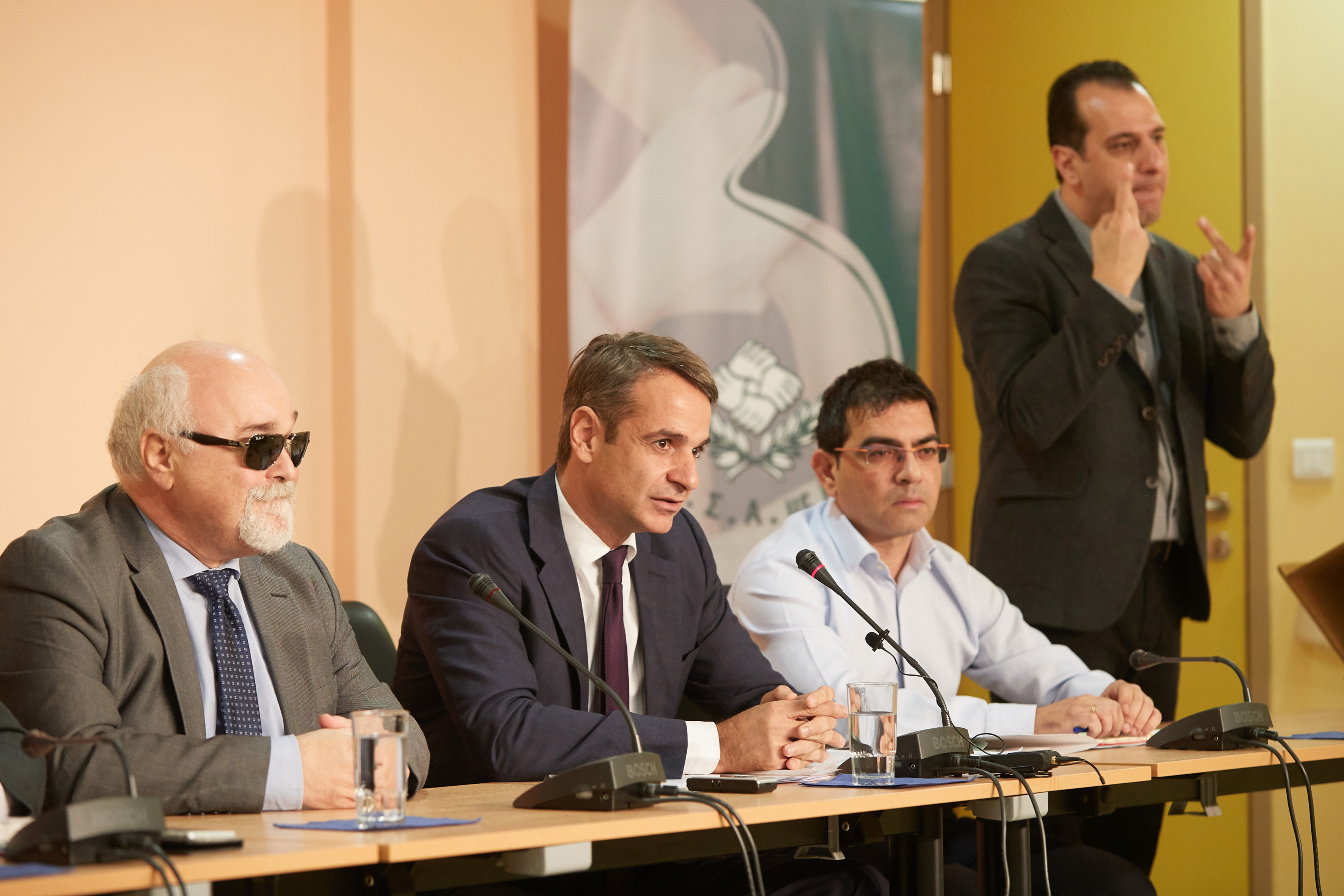 K. Μητσοτάκης: Εθνικό σχέδιο δράσης σε συνεννόηση με την ΕΣΑμεΑ και εθνικός συντονιστής που θα μπορεί να το υλοποιήσει-3