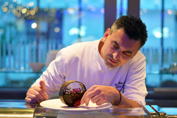 Αστραφτερά Ρεβεγιόν-1