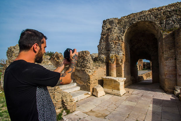 Θέατρα για χειροκρότημα-1