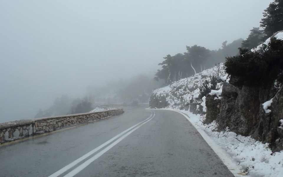 Με χιόνια και βροχές τα Χριστούγεννα – Πρόγνωση του καιρού μέχρι και την Πέμπτη-1