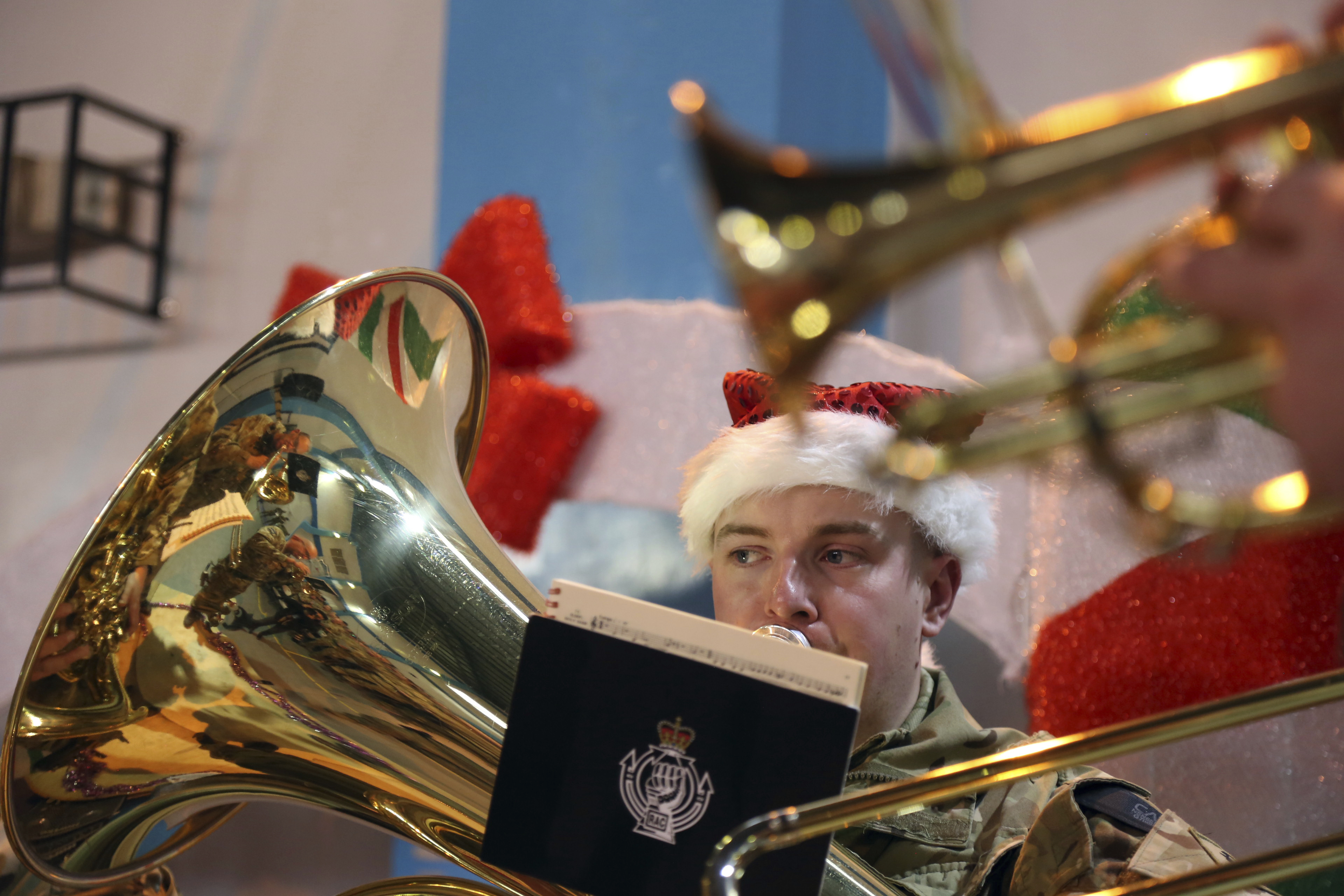 Χριστούγεννα ανά τον κόσμο μέσα από φωτογραφίες-22