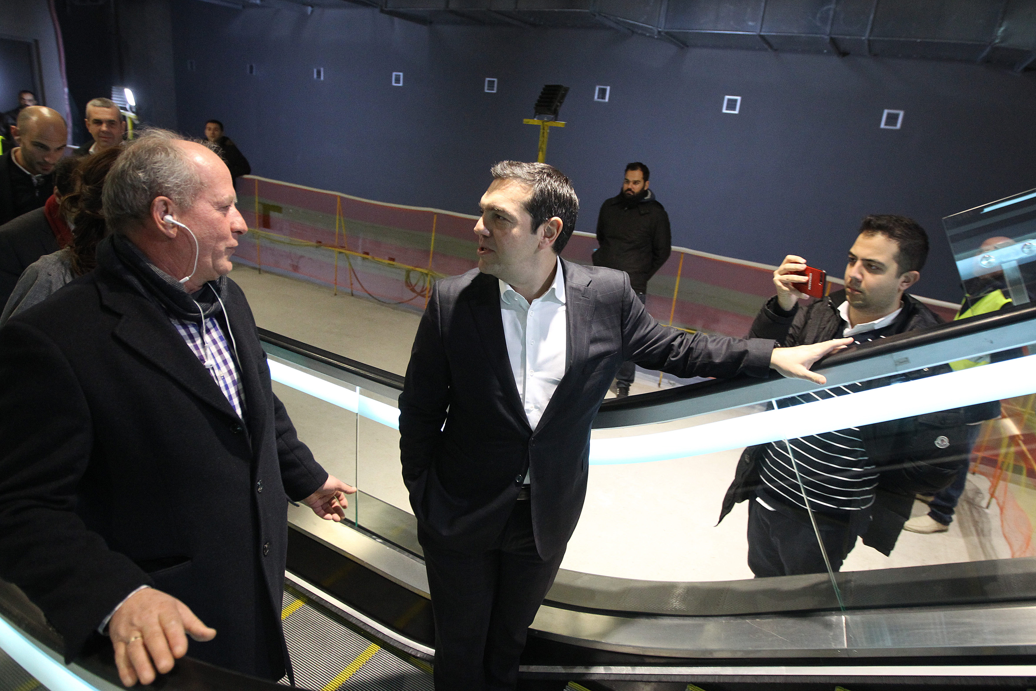 Τσίπρας από Θεσσαλονίκη: Δύο πράγματα λείπουν, οι συρμοί και οι πολίτες (Φωτογραφίες)-4