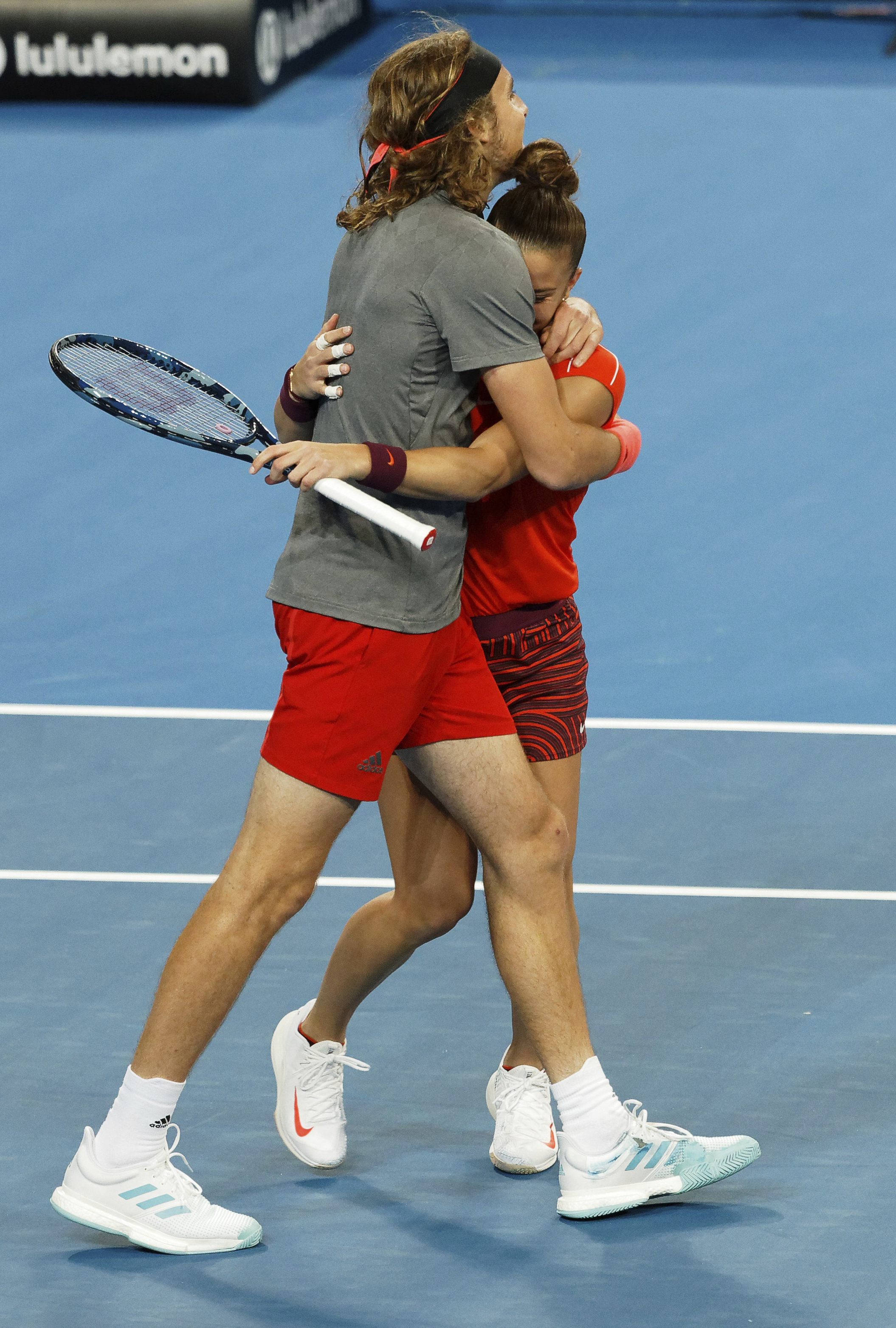 Νίκη για Τσιτσιπά – Σάκκαρη επί των Φέντερερ – Μπέντσιτς (βίντεο – φωτογραφίες)-1