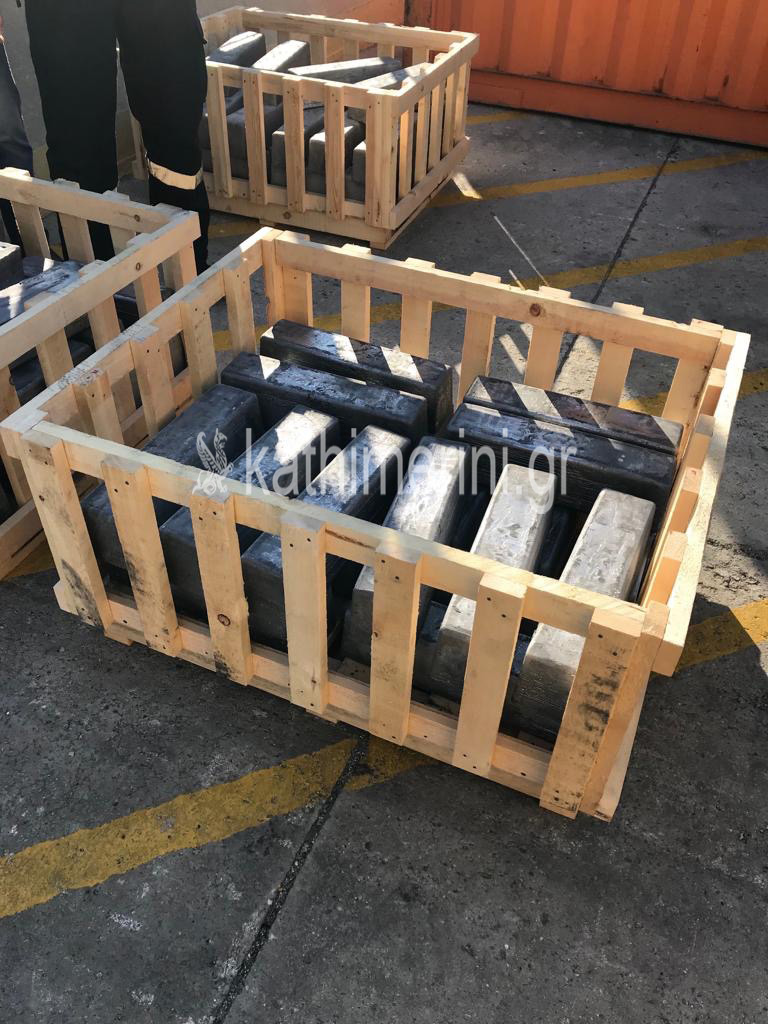 Μεγάλη ποσότητα του «ναρκωτικού των τζιχαντιστών» σε κοντέινερ στον Πειραιά-1