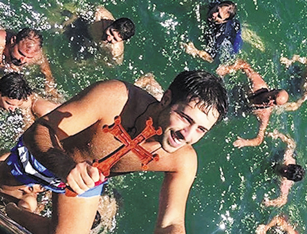 Τα Φώτα εορτάστηκαν με λαμπρότητα από τους απανταχού Ελληνες-1