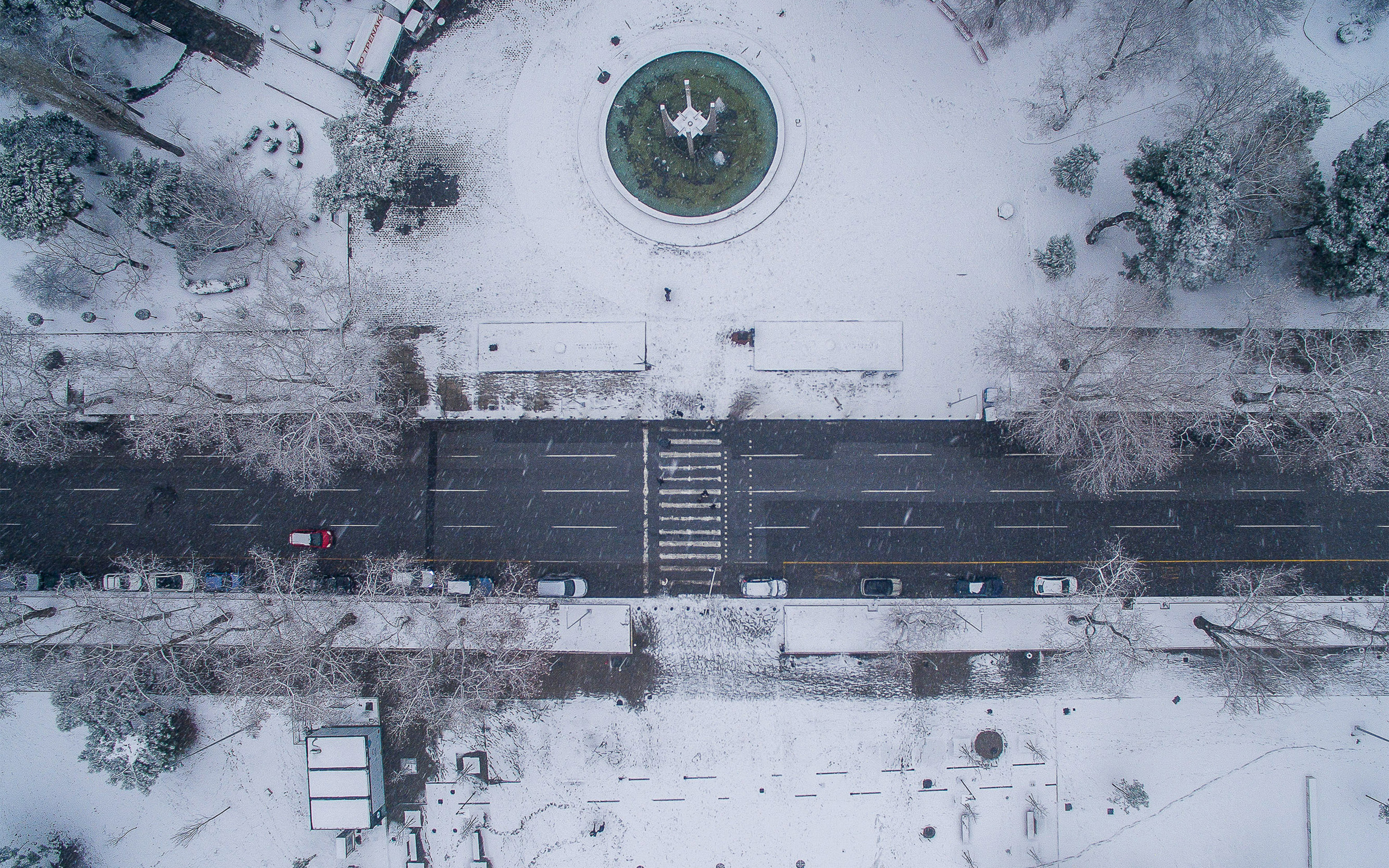 Η χιονισμένη Θεσσαλονίκη μέσα από 8 αεροφωτογραφίες-7