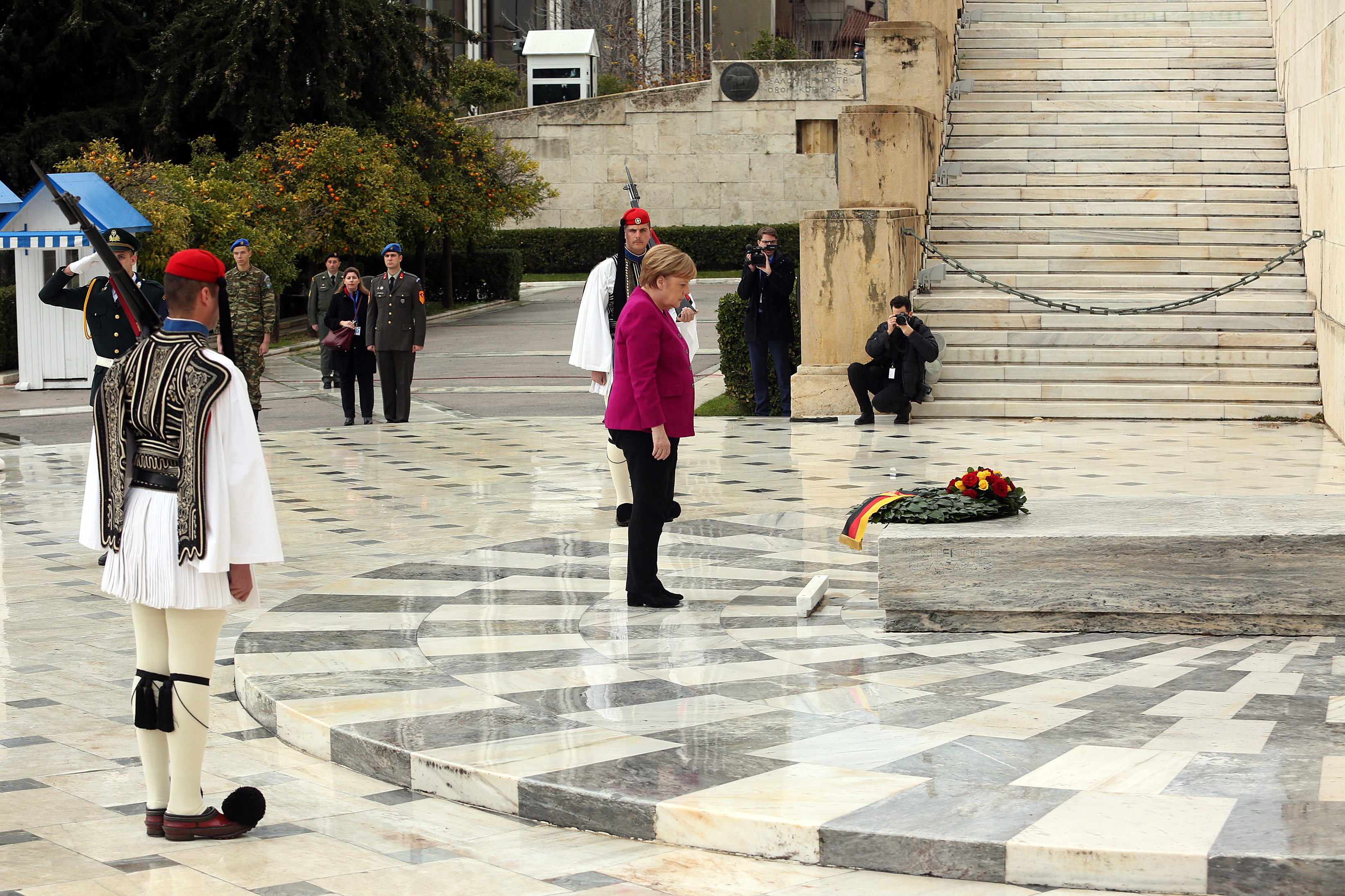 Ο ξένος Τύπος για την επίσκεψη Αγκελα Μέρκελ στην Αθήνα-10