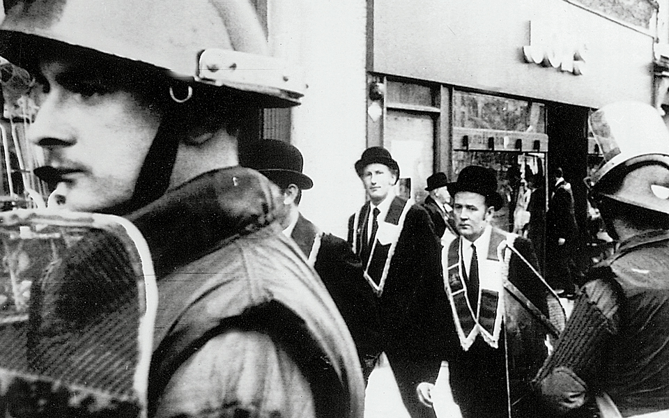 Νέος εμφύλιος στη Βόρεια Ιρλανδία-2