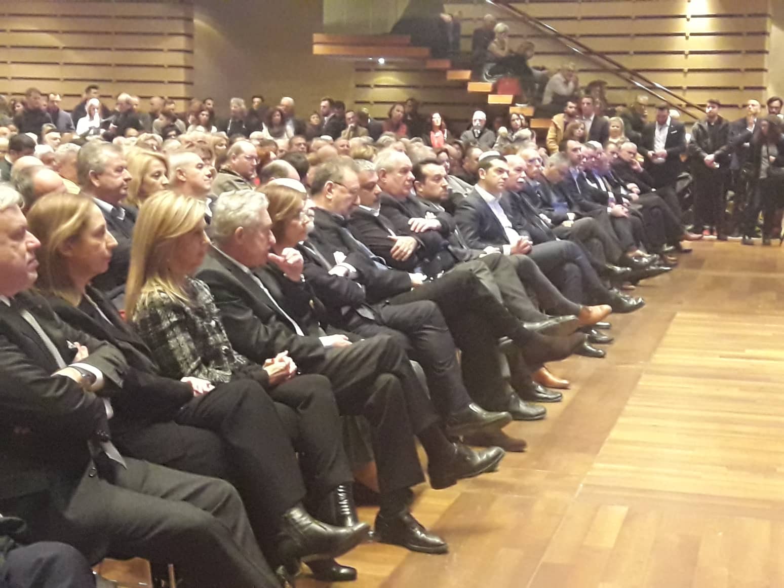 Τσίπρας: Στα ιστορικά διλήμματα πρέπει να παίρνονται ιστορικές αποφάσεις (βίντεο – φωτογραφίες)-6