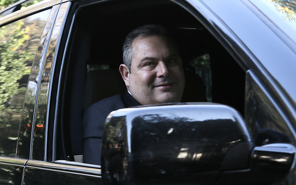 Σε εξέλιξη το καθοριστικό ραντεβού Τσίπρα-Καμμένου για τις πολιτικές εξελίξεις-3