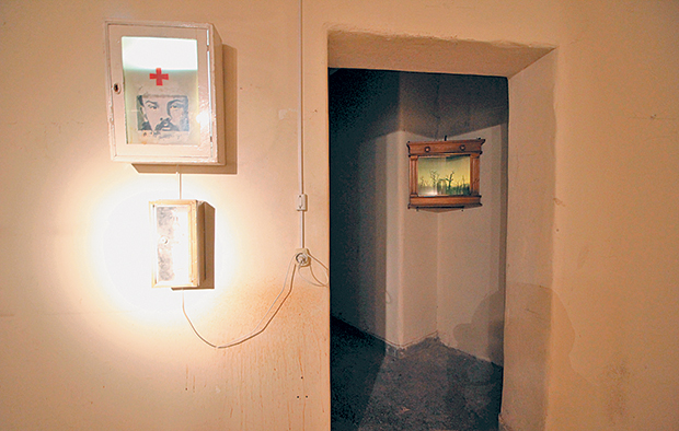 Η έκθεση «Bunker» αποκαλύπτει την υπόγεια ζωή της Αθήνας-1