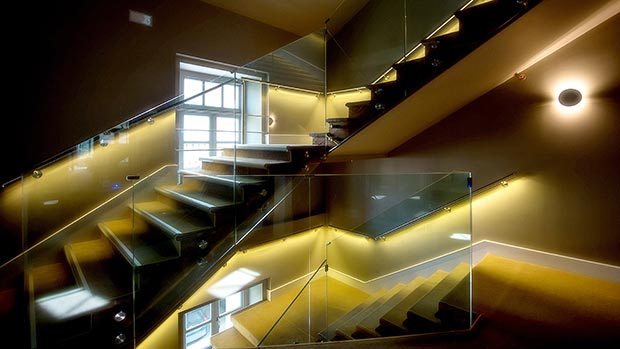 Μία καπναποθήκη «πέντε αστέρων»-3