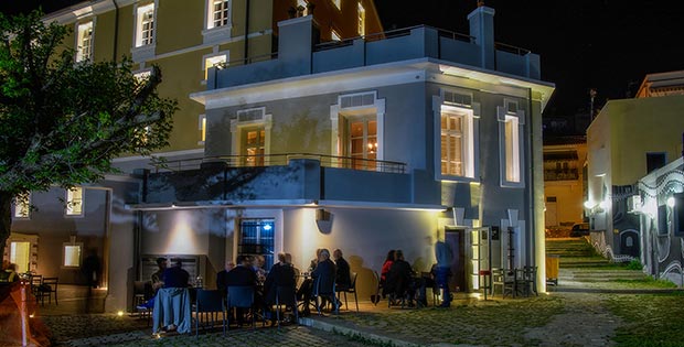 Μία καπναποθήκη «πέντε αστέρων»-5