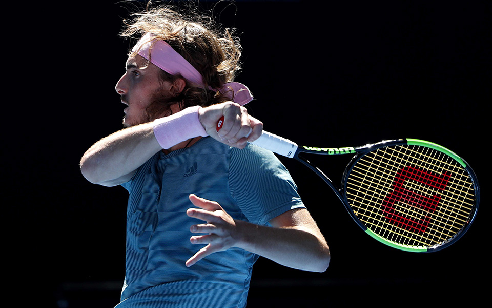 Σπουδαία πρόκριση Τσιτσιπά στα ημιτελικά του αυστραλιανού όπεν-4