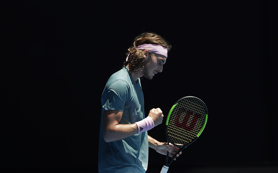 Σπουδαία πρόκριση Τσιτσιπά στα ημιτελικά του αυστραλιανού όπεν-3